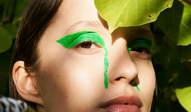 The water activated eyeliner is it waterproof?